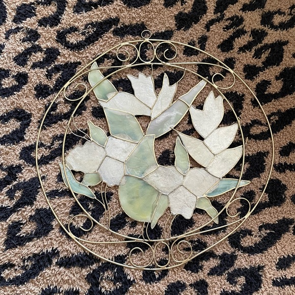 Vintage home decor - Picture 2 of 2